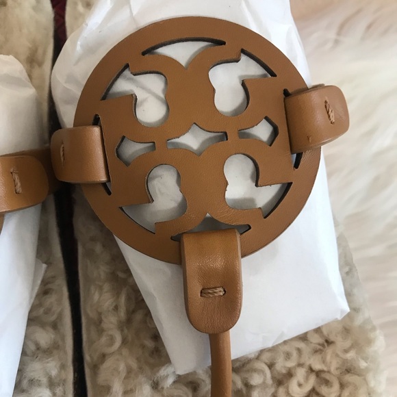 Tory Burch Miller Sandals Cloud Shearling Size 7, 8, 8.5, 9, 9.5, 10 - Picture 5 of 16